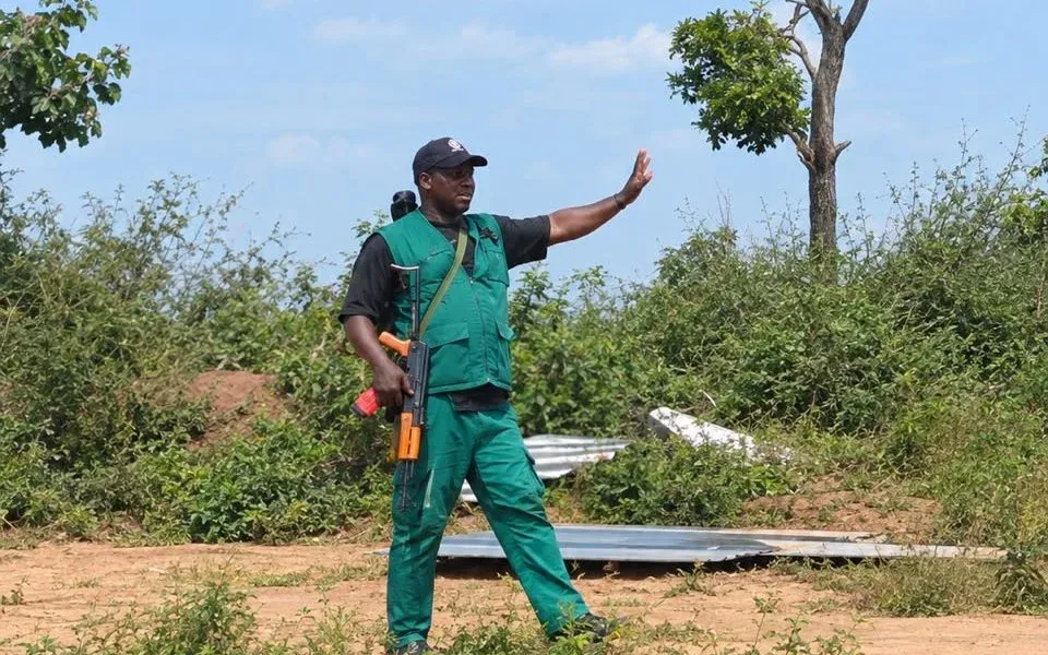 Enugu youths give Forest Guard Commander 72-hour ultimatum over alleged AK-47-wielding men 