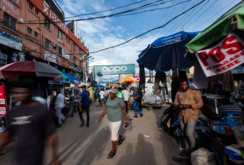 PaidHR finds 46 of 100 Nigerian workers earn below 0 monthly
