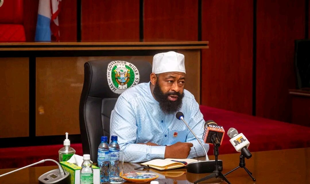 Niger governor’s convoy crash kills four students, driver
