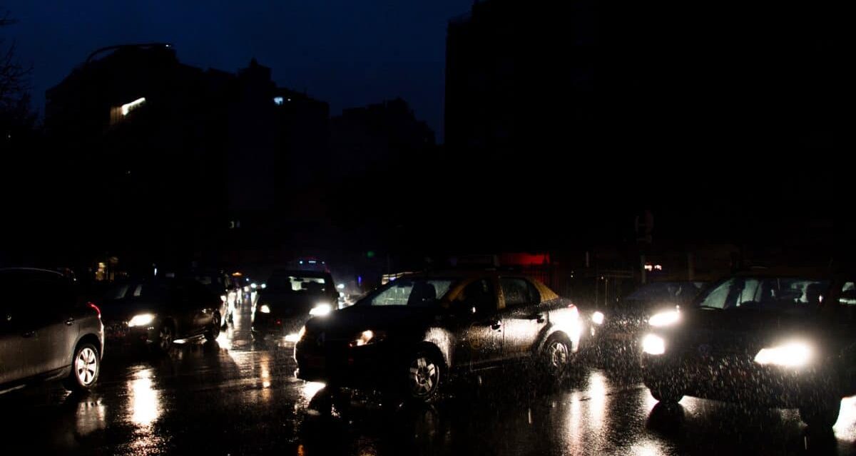 Abuja residents lament prolonged blackout, landlords plan protest