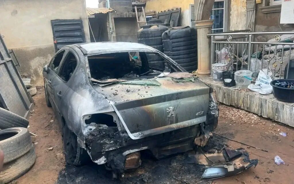 Fallen 33kV power line sparks fire, destroys buildings in Kwara
