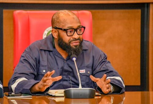 FARMER GOVERNOR UMARU BAGO MEETS STAKEHOLDERS IN THE MINING SECTOR AS THE STATE GOVERNMENT GETS SET TO SEND AN EXECUTIVE BILL ON RESPONSIBLE MINING