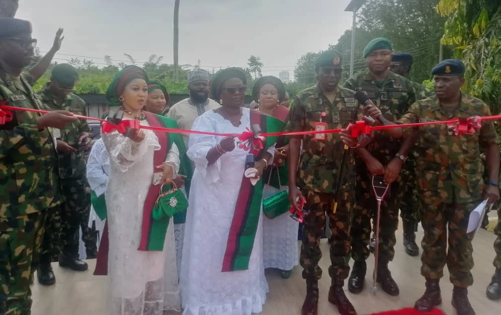​‌‌⁠‍​​‍⁠⁠‍‌‍​‌‌‌⁠‍‌​ COAS Inaugurates 21 Housing Units For Officers In Ibadan