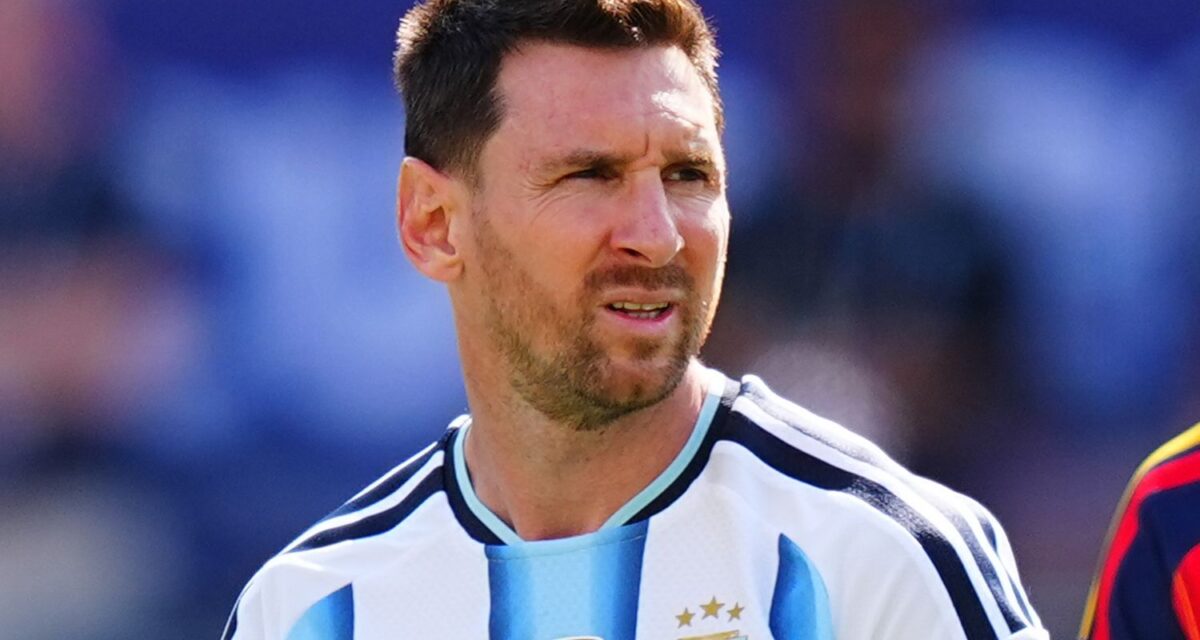 2026 Ballon d’Or: Fabrizio Romano clears air on Messi presenting award to winner