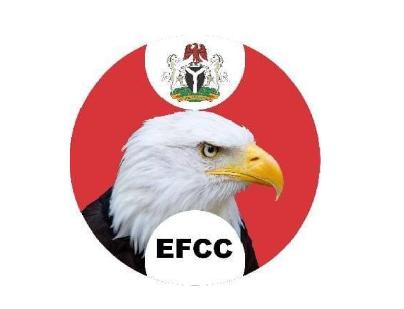 Court admits 0,000 cash, phones, SUV in 0,000 fraud trial