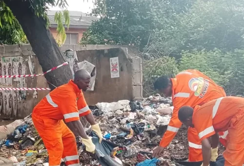 LAWMA Deploys 25 Trucks To Clear Waste In Oshodi – News Agency Of Nigeria