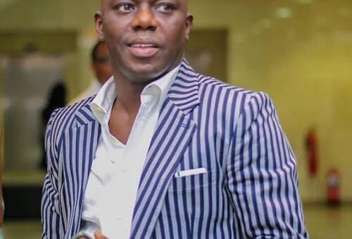 “They Won’t Submit To Headies Yet Complain” – Ayo Animashaun Tackles Nigerian Artistes Who Rush To Submit Entries To Foreign Awards